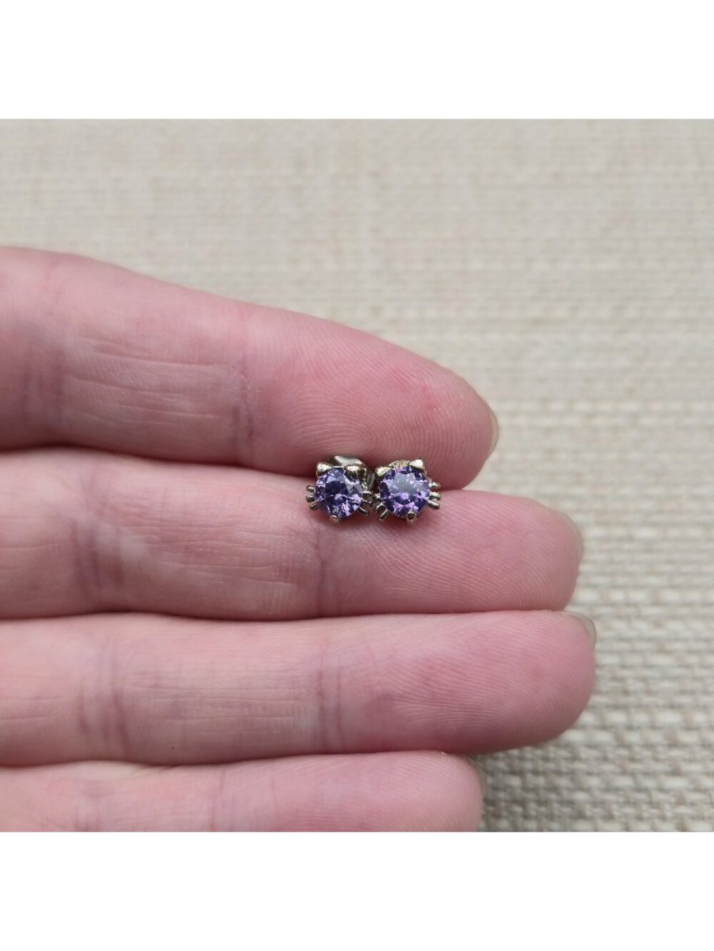 Sterling Silver Purple Cubic Zirconia Cat Stud Earrings Cute Animal Jewelry A871